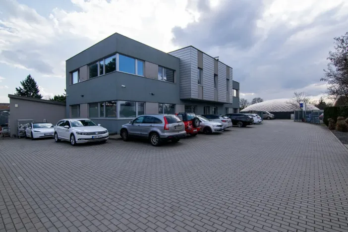 Pronájem kanceláře, Praha - Horní Počernice, Plkovská, 112 m2