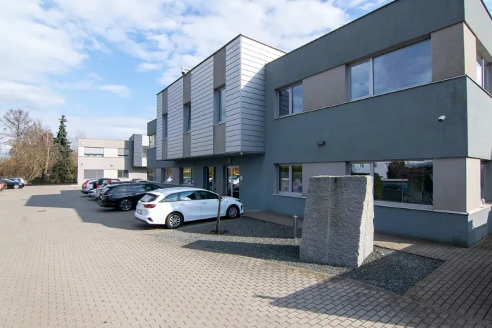 Pronájem kanceláře, Praha - Horní Počernice, Plkovská, 112 m2