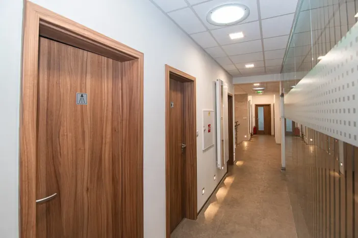 Pronájem kanceláře, Praha - Horní Počernice, Plkovská, 112 m2