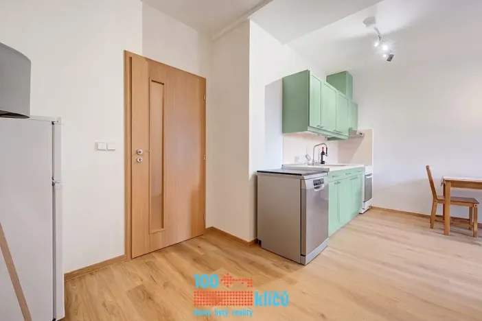 Prodej bytu 1+1, Praha - Modřany, Vorařská, 37 m2