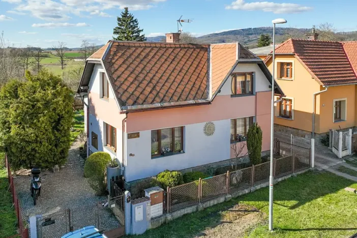 Prodej rodinného domu, Železnice, Nádražní, 73 m2