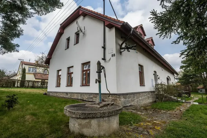 Prodej rodinného domu, Lety, 550 m2