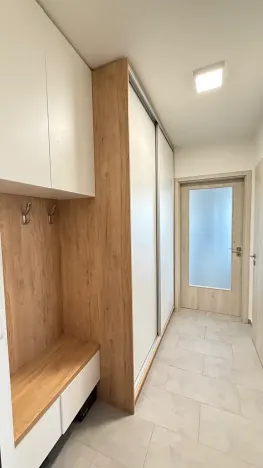 Pronájem bytu 1+kk, Pardubice, Pod Vinicí, 36 m2