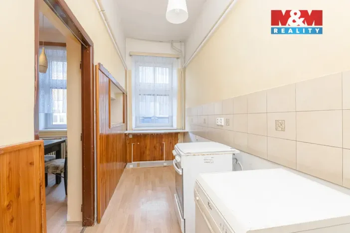 Prodej komerční nemovitosti, Hronov, Jiráskova, 49 m2