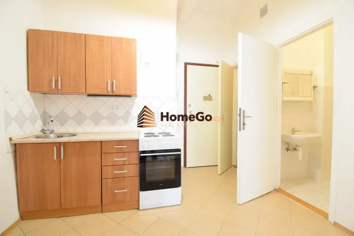 Pronájem bytu 2+1, Praha - Nusle, U gymnázia, 52 m2