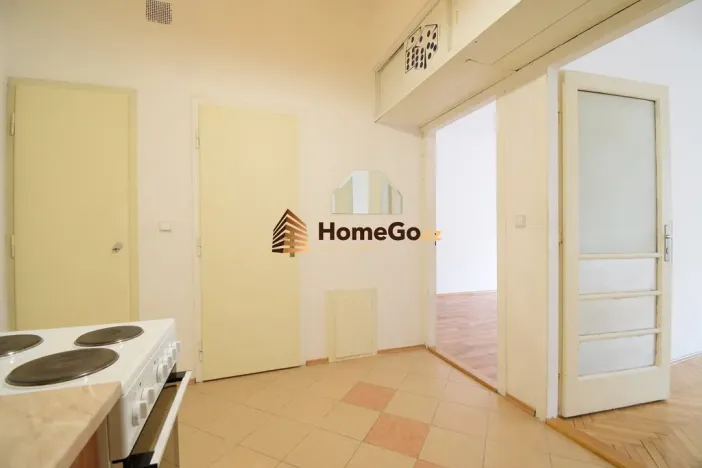 Pronájem bytu 2+1, Praha - Nusle, U gymnázia, 52 m2