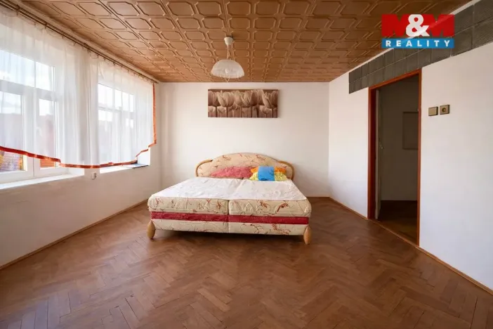 Pronájem bytu 2+1, Horažďovice, Mírové náměstí, 70 m2