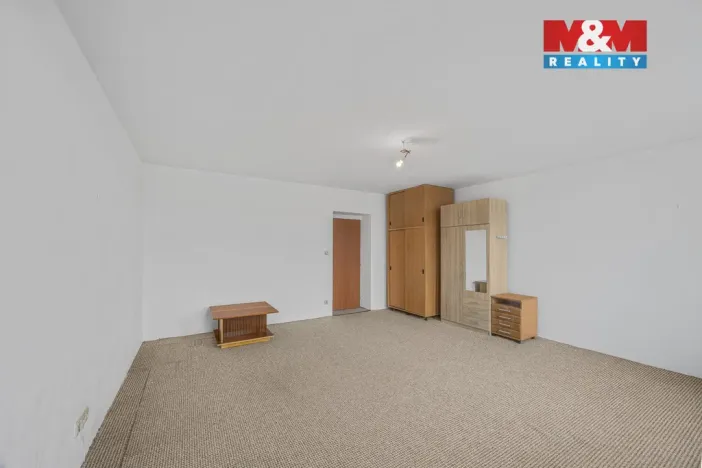 Prodej bytu 3+1, Jaroměř - Pražské Předměstí, Husova, 124 m2