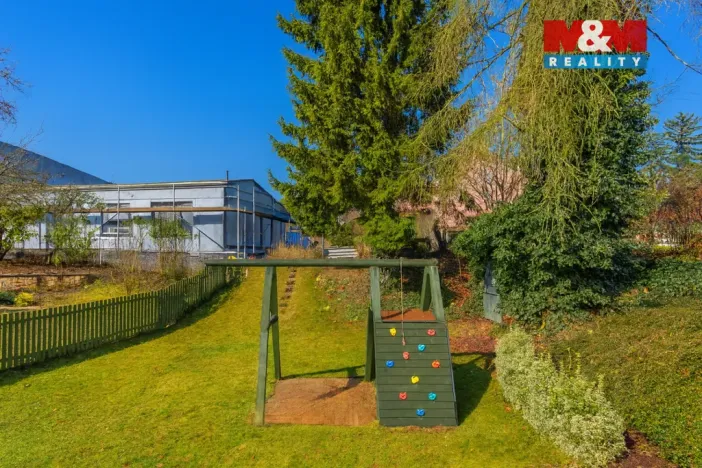 Prodej bytu 3+1, Jaroměř - Pražské Předměstí, Husova, 124 m2