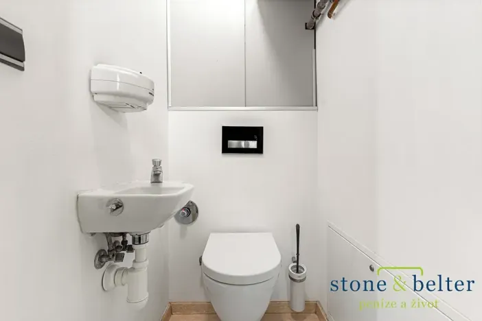 Prodej bytu 3+1, Praha - Smíchov, Zborovská, 111 m2