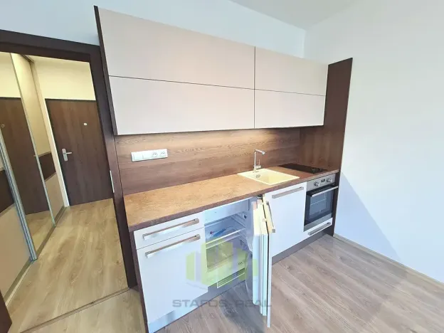 Pronájem bytu 1+kk, Olomouc, Tovární, 32 m2