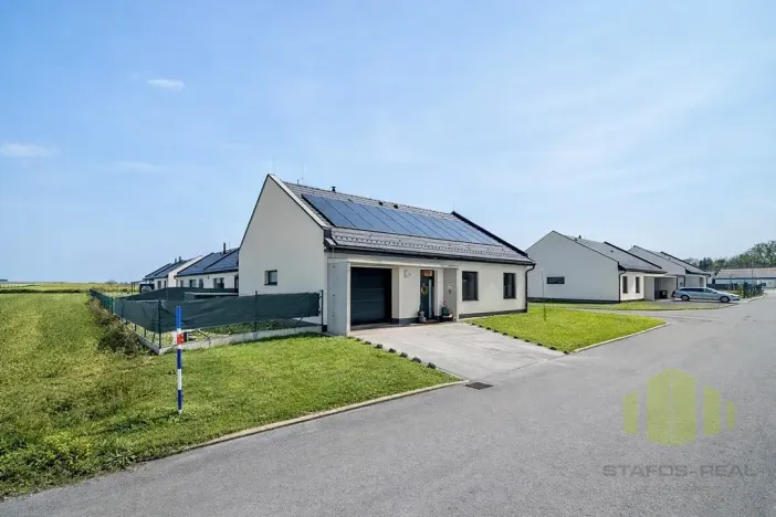 Prodej rodinného domu, Ústín, 128 m2