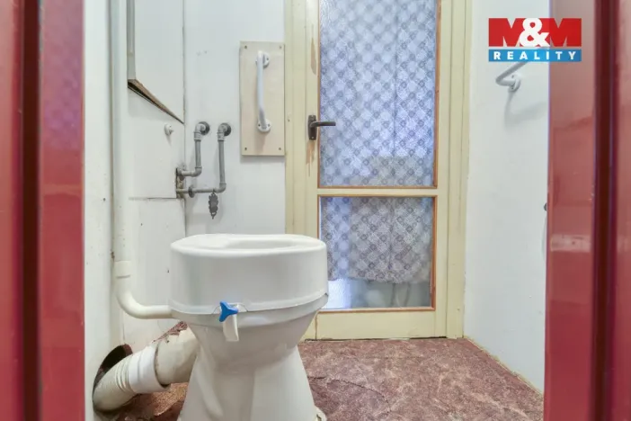 Pronájem bytu 3+1, Plzeň - Hradiště, Nepomucká, 60 m2