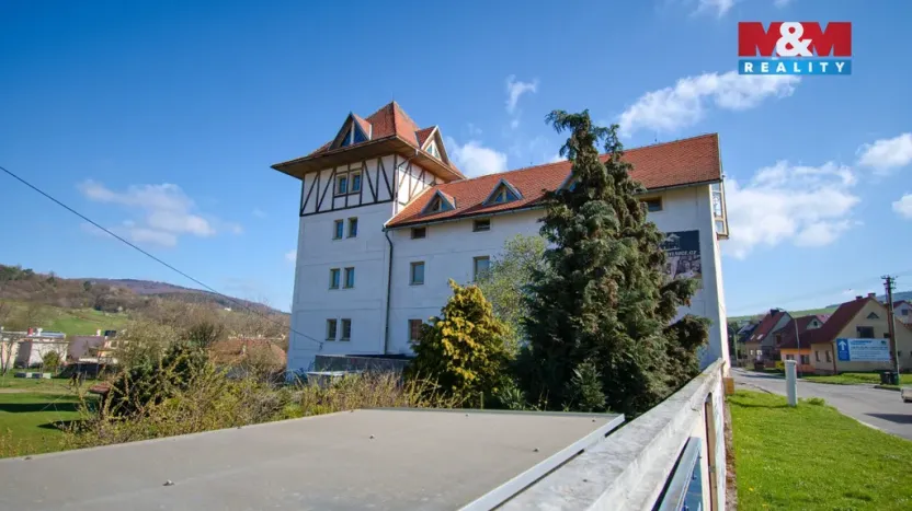 Prodej obchodního prostoru, Brumov-Bylnice, Široká, 720 m2