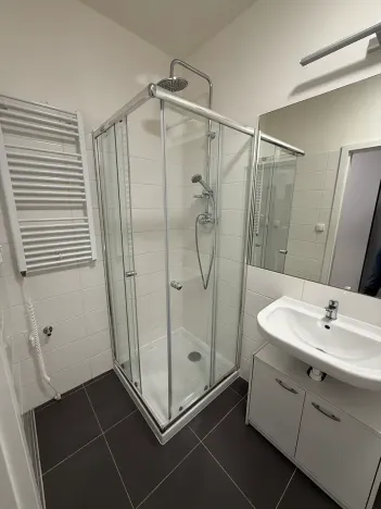 Pronájem bytu 1+kk, Praha - Jinonice, Peroutkova, 26 m2