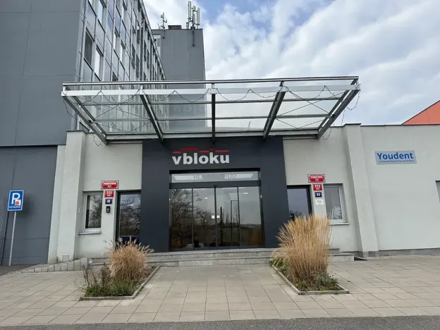 Pronájem bytu 1+kk, Praha - Jinonice, Peroutkova, 26 m2