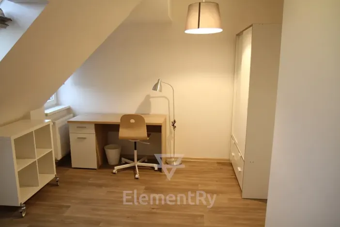 Pronájem bytu 1+1, Hradec Králové, V Lipkách, 41 m2