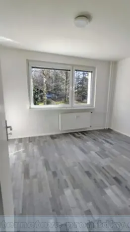 Pronájem bytu 3+1, Liberec, Sametová, 77 m2