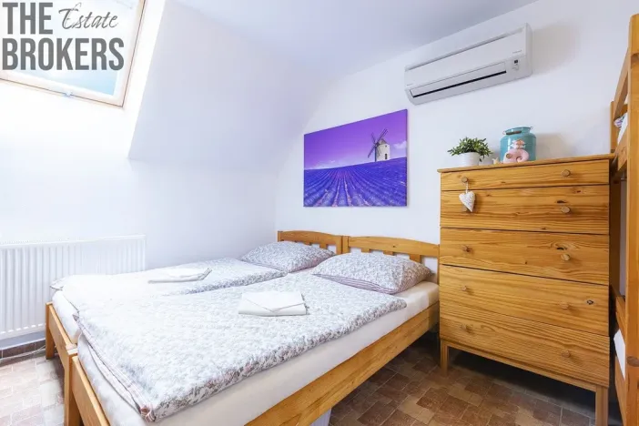 Prodej ubytování, Březí, Na štěrkách, 333 m2