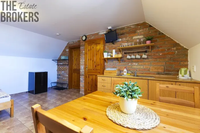 Prodej ubytování, Březí, Na štěrkách, 333 m2