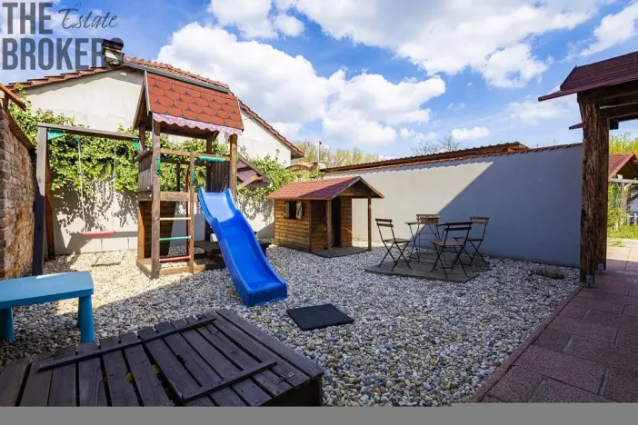 Prodej rodinného domu, Březí, 142 m2