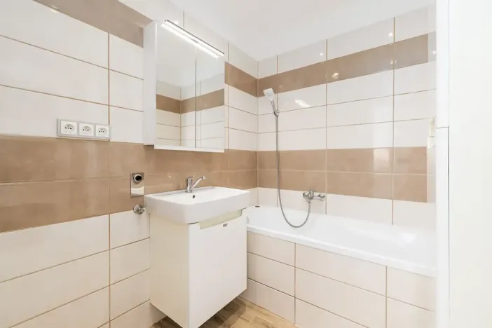 Prodej bytu 3+1, Veselí nad Lužnicí, Pod Markem, 62 m2