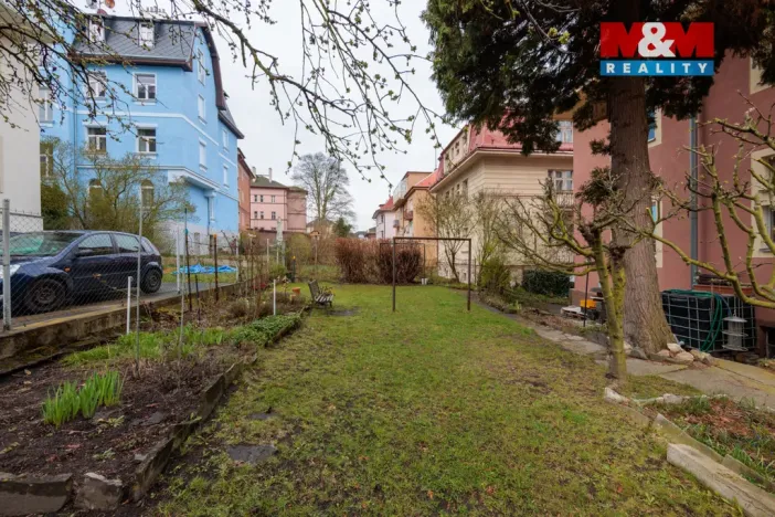 Prodej bytu 3+1, Karlovy Vary - Drahovice, Americká, 92 m2