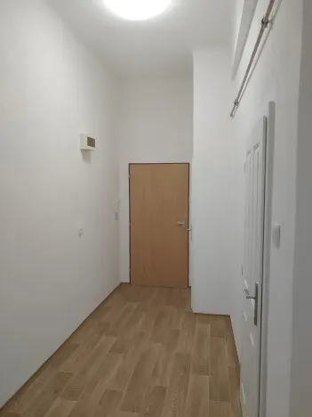 Pronájem bytu 2+kk, Praha - Strašnice, Černokostelecká, 54 m2