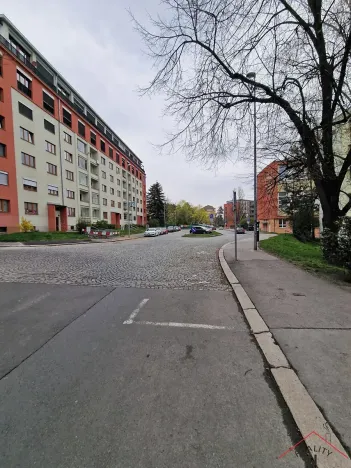 Pronájem bytu 2+1, Praha - Žižkov, K lučinám, 51 m2
