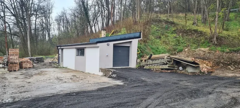Pronájem výrobních prostor, Liběchov, 55 m2