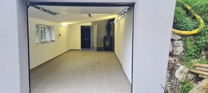 Pronájem výrobních prostor, Liběchov, 55 m2