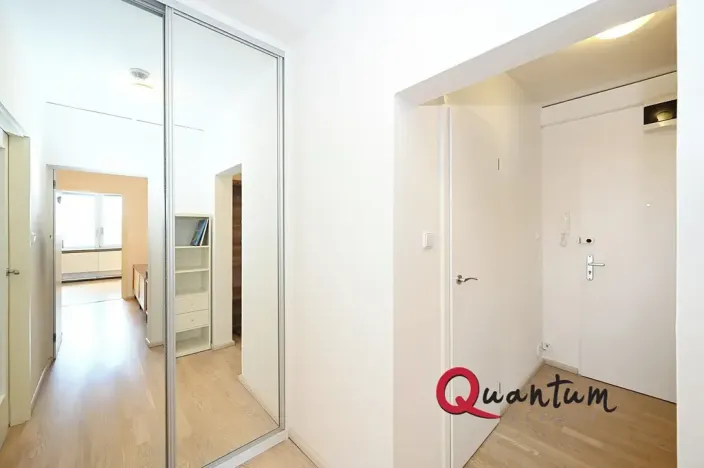 Pronájem bytu 2+kk, Praha - Prosek, Jablonecká, 55 m2