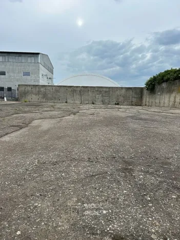 Pronájem komerčního pozemku, Holasice, 1600 m2