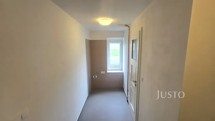 Pronájem bytu 1+1, Písek, Smetanovo nám., 38 m2