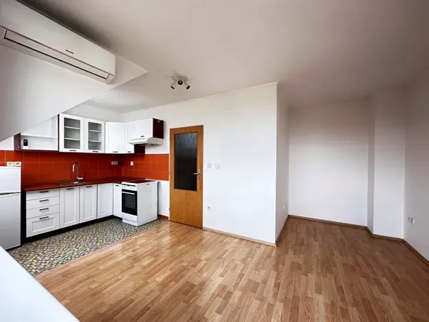 Pronájem bytu 1+kk, Nový Jičín, B. Martinů, 28 m2