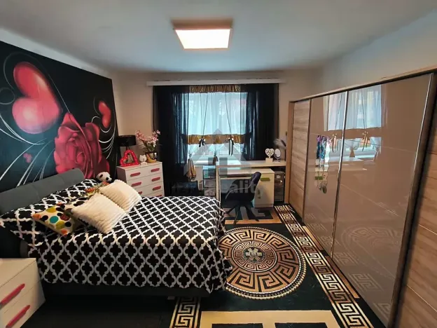 Prodej rodinného domu, České Velenice, Komenského, 450 m2