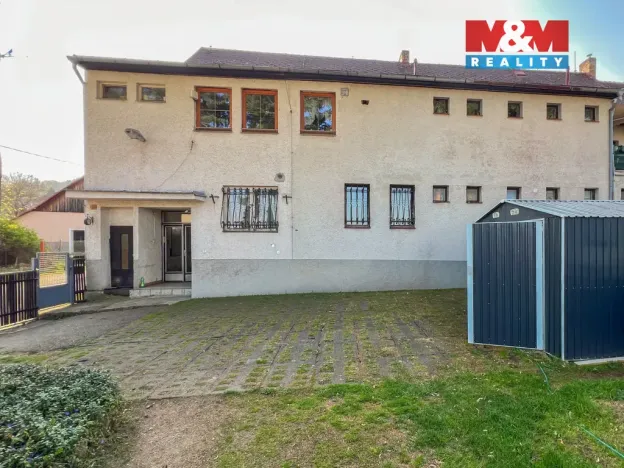 Prodej rodinného domu, Strašín, 450 m2