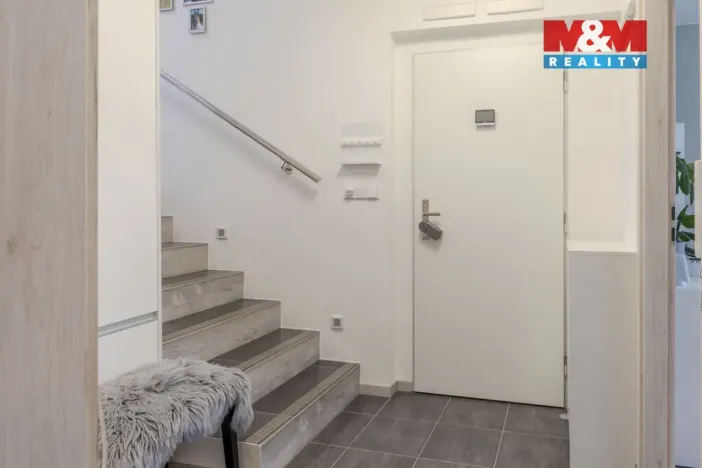 Prodej bytu 3+1, Zlín - Kudlov, Žlutá, 87 m2