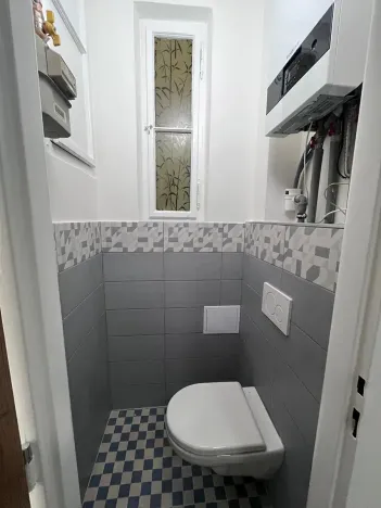 Pronájem bytu 3+1, Praha - Karlín, Sokolovská, 82 m2