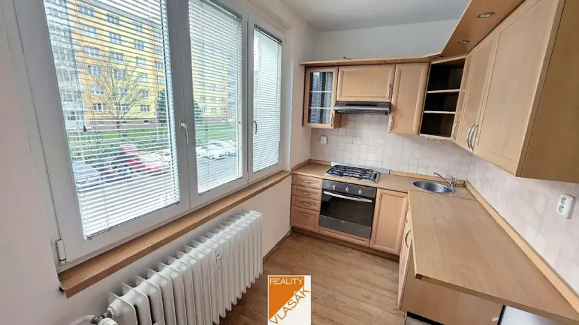 Pronájem bytu 2+1, Kadaň, Na Podlesí, 55 m2