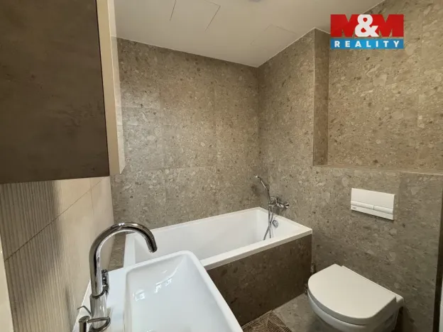 Pronájem bytu 1+kk, Brandýs nad Labem-Stará Boleslav - Brandýs nad Labem, Dřevčická, 46 m2