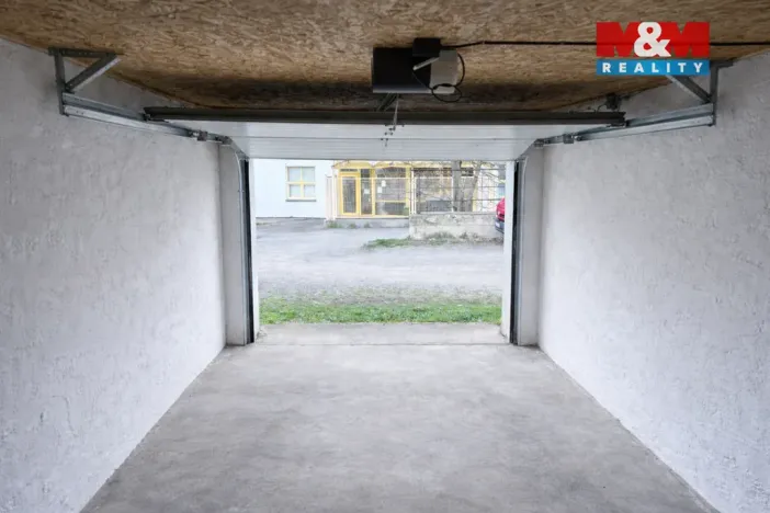 Prodej garáže, Rakovník, nábř. T. G. Masaryka, 18 m2