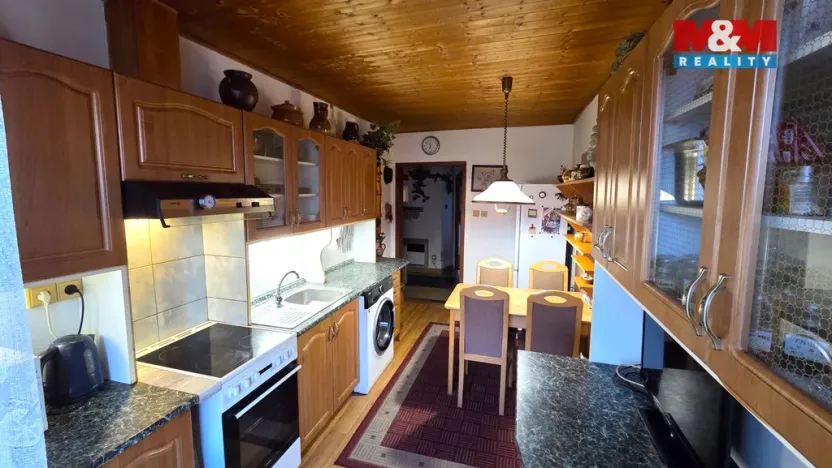 Prodej rodinného domu, Dešov, 140 m2