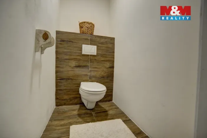 Prodej rodinného domu, Hostinné, Horská, 408 m2