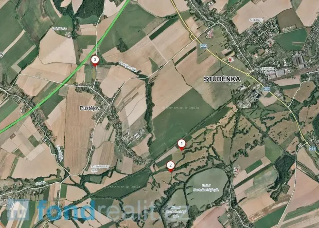 Prodej pozemku, Pustějov, 9886 m2