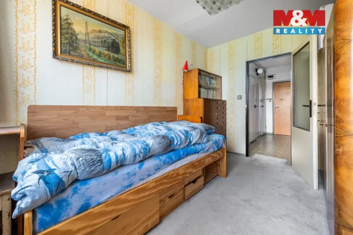 Prodej bytu 2+kk, Králův Dvůr, Nad Stadionem, 41 m2