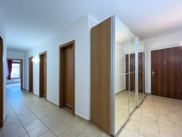 Pronájem bytu 3+kk, Praha - Veleslavín, Na okraji, 126 m2