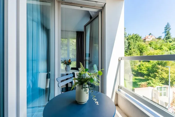 Pronájem bytu 2+kk, Praha - Vysočany, Odkolkova, 52 m2