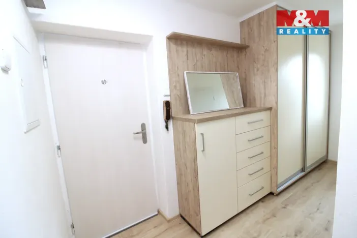 Prodej bytu 2+1, Benešov, Ladova, 54 m2