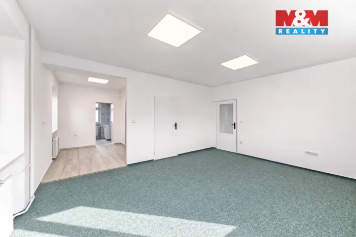 Pronájem kanceláře, Hradec Králové - Slezské Předměstí, Luční, 77 m2